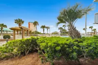 Pelican Beach 114