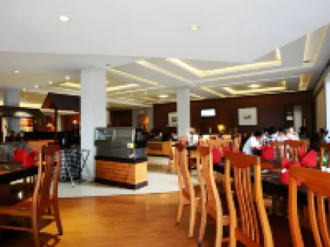 Gumilang Regency Hotel