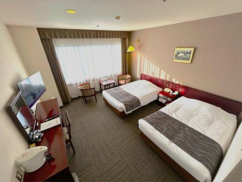 쓰야마 카쿠잔 호텔 프론트 또는 조식 뷔페