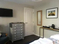 The Old School House Hotels in Featherstone