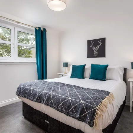 Elms Way No33 – Donnini Apartments