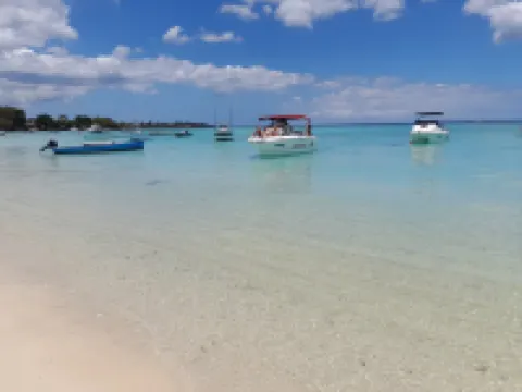 Residence Devika2 Trou Aux Biches 1km from the Residence No1