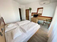 Tisza Sport Hotel - 3-Star