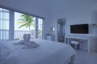 Stunning Ocean View Hotels in Orange Bay