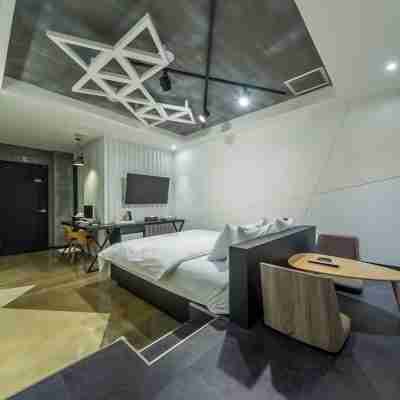 안양 부띠크호텔 AMA Rooms
