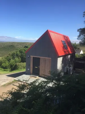 Cosy Sea View Cottage Isle of Skye Hotels near Neist Point Lighthouse
