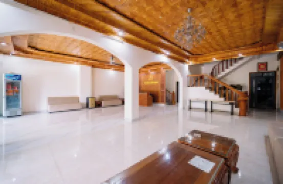 HG Hostel and Motobikes