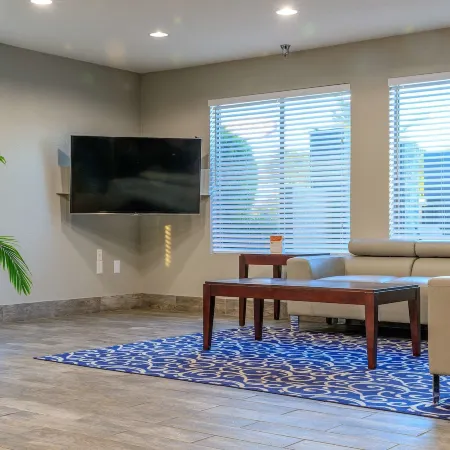 Quality Inn Forest Hill - Fort Worth South