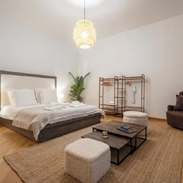 High-end Apartment in Bari Center