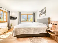 Chalet GM in Brand with 5 Bedrooms and 4 Bathrooms Hotels in Brand
