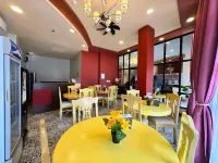 Elizabeth Hotel - Naga Hotels in Pili