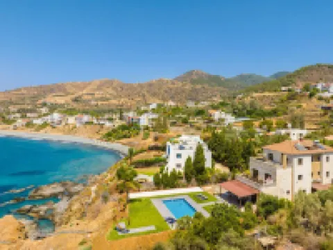 Villa Beach Heaven Hotels in Pomos