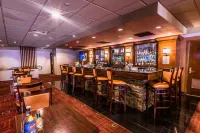 Crowne Plaza NEWARK AIRPORT by IHG - バー