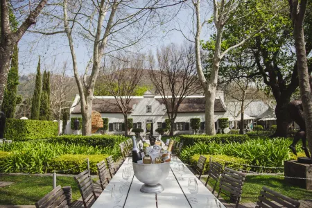 Grande Provence Отели рядом с достопримечательностью «First South African Perfume Museum»