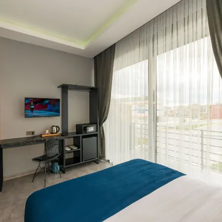 Melanj Airport Hotel