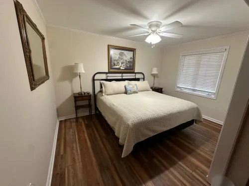 Cabin Lake Hartwell near Clemson and Greenville