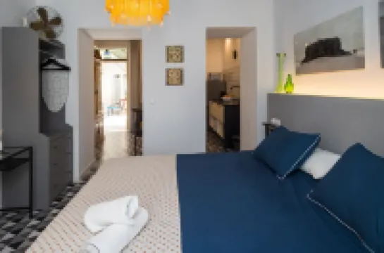 Casa Portus Gaditanus s XVIII Patio Andaluz