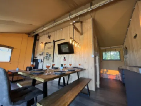 Jungle Book Safari Tent Hotels in Carew
