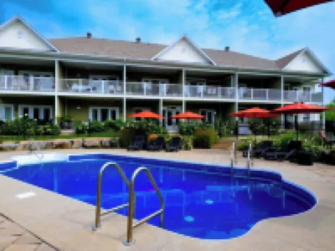 Champlain Condo 202 Hotels in Bromont