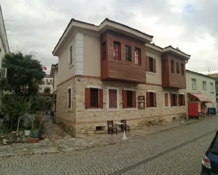 カサ カリノス セルチュクのホテル