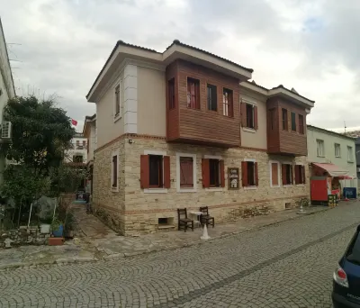 Casa Callinos Hotels near The Temple of Artemis