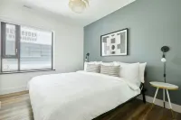 Sonder the Elm Apartments Downtown Hotels in Dufferin Grove