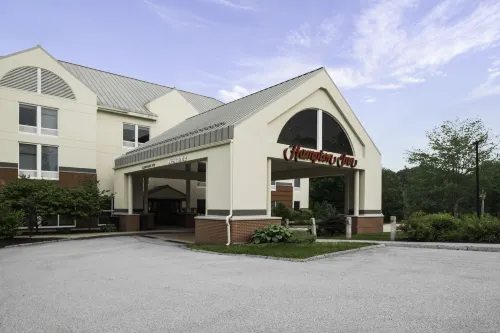 Hampton Inn Concord/Bow Hotels in Hooksett
