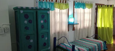 オスペダヘ ラ ラナ リニエルス駅周辺のホテル