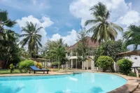 Black Pearl - Luxury Villa with Private Pool - Near Beach Hotels in Galu Beach