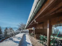 Ferienwohnungen Vomperberg Hotels in Vomp