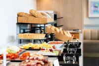 Hotel LIVVO Lumm - servizio colazione