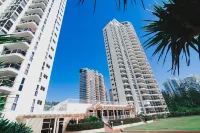 Xanadu Main Beach Resort Hotels in Main Beach