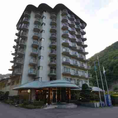 新樺川観光ホテル Hotel Exterior