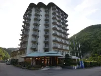 Shin Kabakawa Kanko Hotel Hotels near Takamatsu Airport