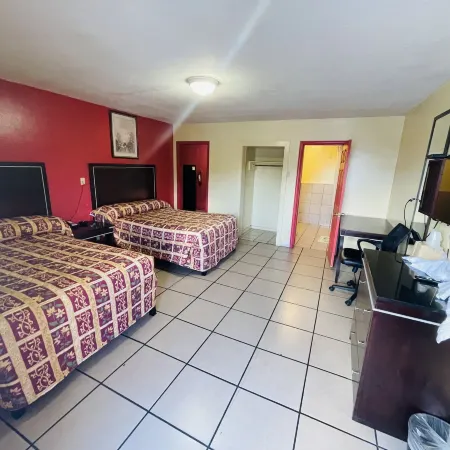 Royal Palms Motel & RV Park