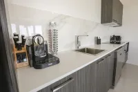 Indulge Apartments - CBD Hotels in Gol Gol