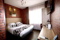 The Originals Boutique, Hotel Lakeside Các khách sạn ở Biscarrosse