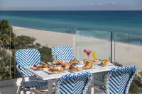 MB Hotel, Trademark Collection by Wyndham - sarapan
