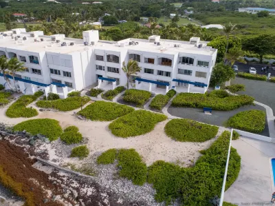 Gorgeous Ocean Views! Welcome to Bella Breeze! BeachFront 2Br 2BA Hotels near Estate Little Princess Plantation