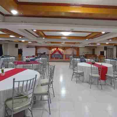 Magayon Hotel Dining/Meeting Rooms