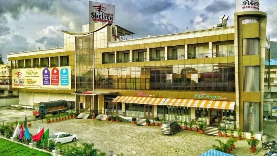 Rudra Shelter International Hotel