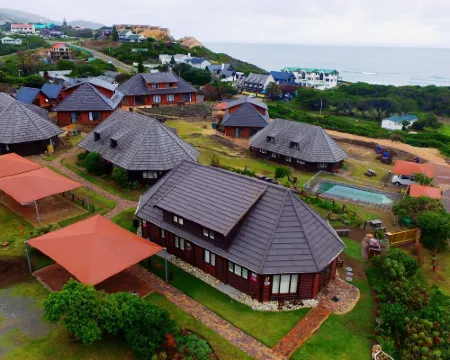 ブレントン オン シー コテージズ クニスナのホテル