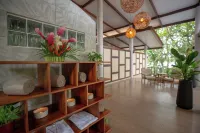 Aninga Lodge Hotels in Colorado