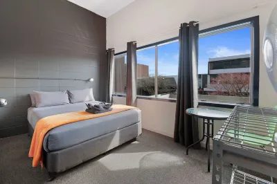 Rock Solid Backpackers Rotorua Hotell i Ohinemutu