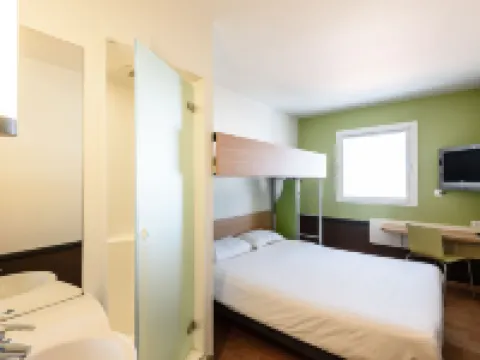 Ibis Budget Ciboure Saint-Jean-De-Luz Hotels in Ciboure