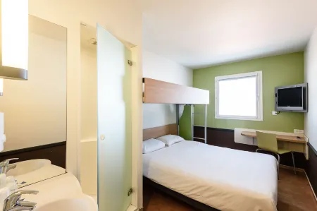 Ibis Budget Ciboure Saint-Jean-De-Luz Отели в г. Сибур