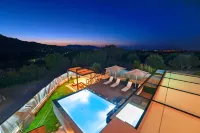 Perla Villas with Heated Pool - Huvilat