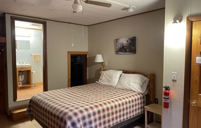 Mountain View Motel & Campground