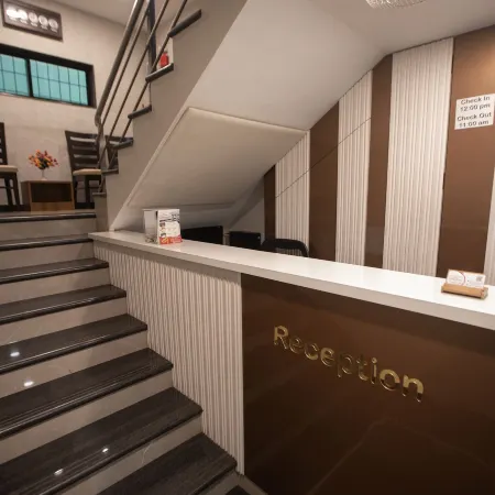 Hotel Naaz Executive Отели рядом с достопримечательностью «Мумбай - центр города»