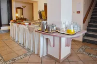 Pan Hotel - breakfast